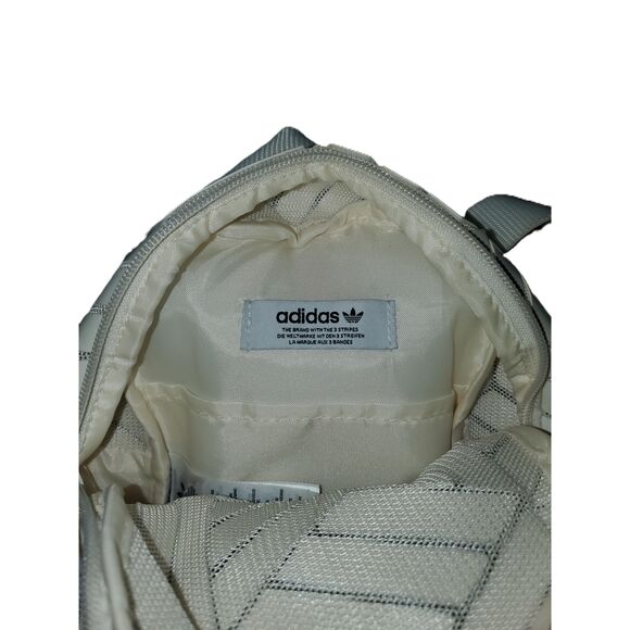Adidas Originals Mini 3D Backpack Geometric Pattern With Logo White - Picture 3 of 4